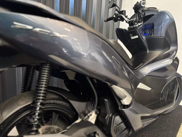 Honda PCX 150 ABS 2020/2020, traseira